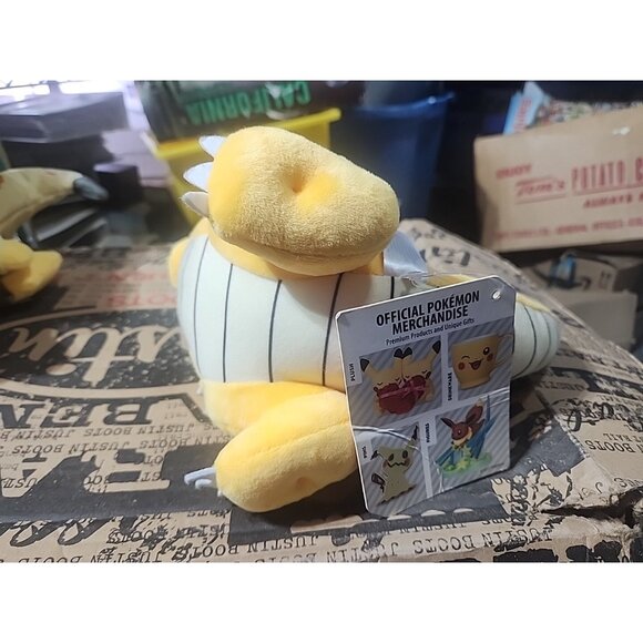 Dragonite 149 Pokemon Fit 9" Plush from Pokemon Center NEW WITH TAGS 2017 - Picture 5 of 5